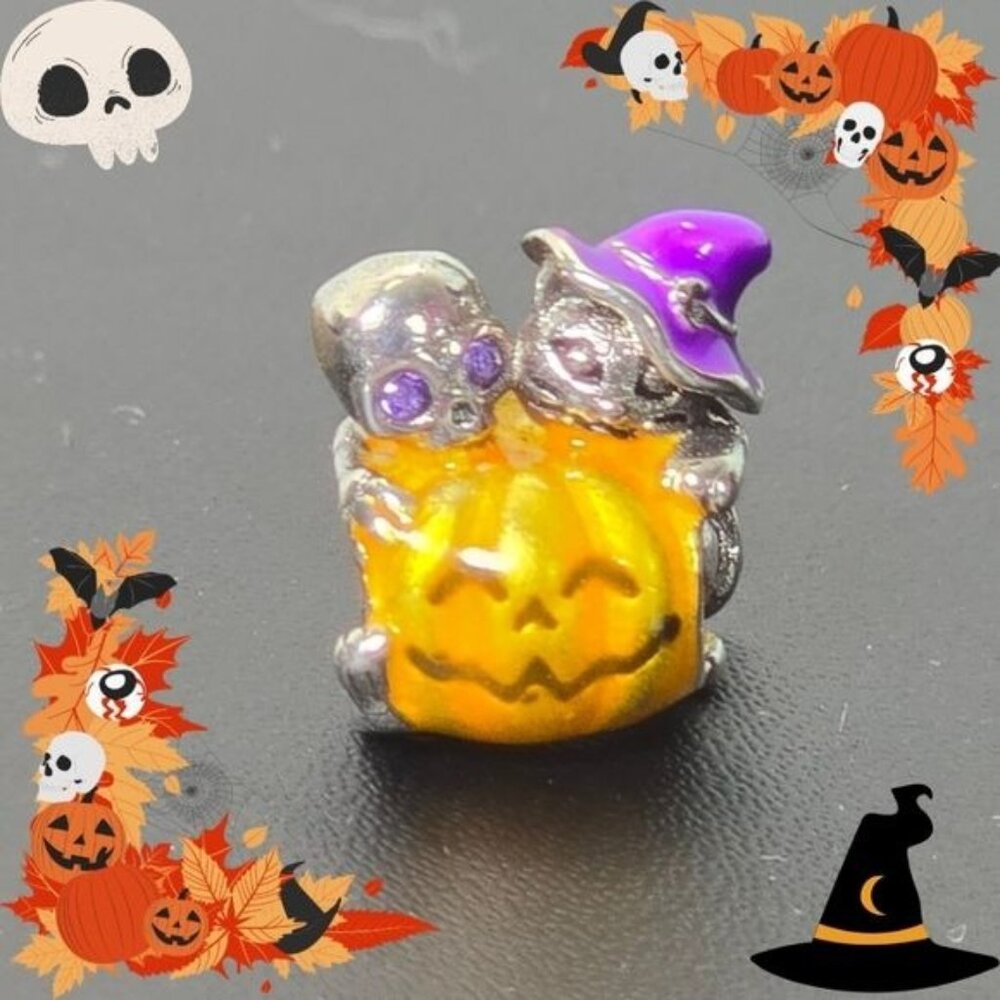 🎃 Charm with Pumpkin,‎ Skeleton and Witch Cat (NWOT)